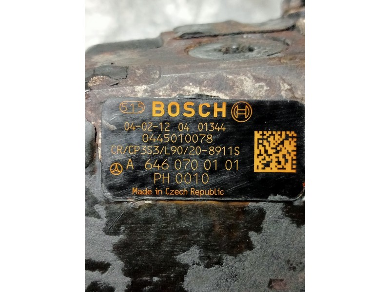 Recambio de bomba inyeccion para mercedes clase c (w203) berlina 2.2 cdi cat referencia OEM IAM A6460700101 0445010078 