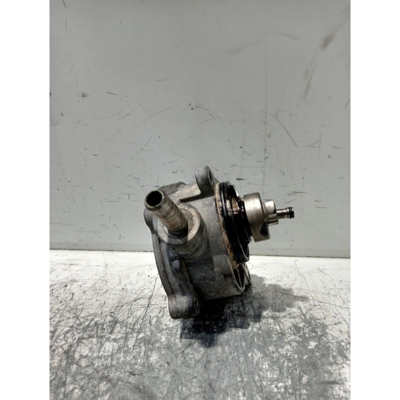Recambio de depresor freno / bomba vacio para mercedes clase c (w203) berlina 2.2 cdi cat referencia OEM IAM A6462300165  