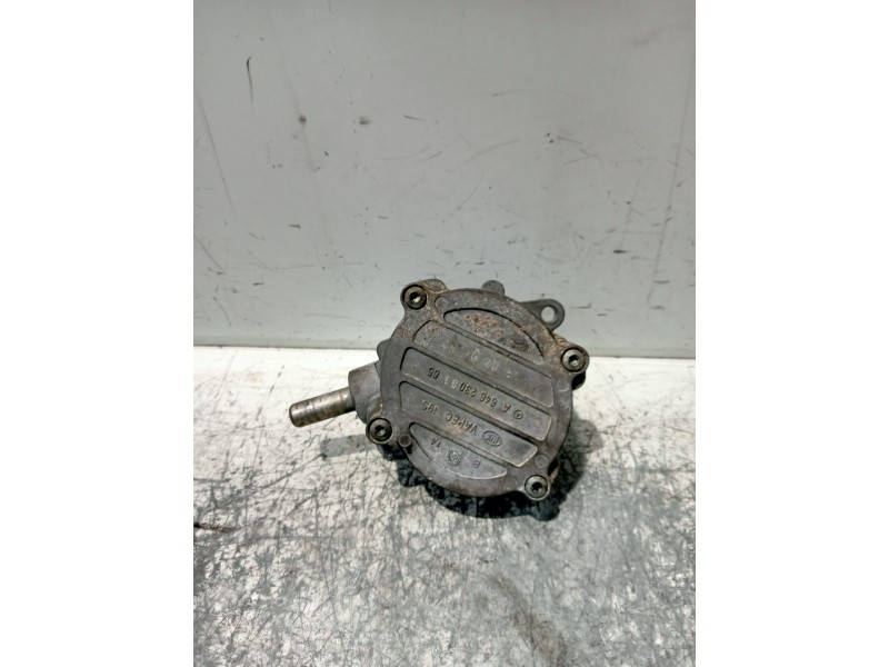 Recambio de depresor freno / bomba vacio para mercedes clase c (w203) berlina 2.2 cdi cat referencia OEM IAM A6462300165  