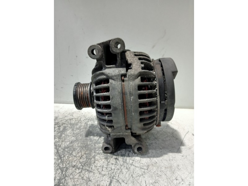 Recambio de alternador para mercedes clase c (w203) berlina 2.2 cdi cat referencia OEM IAM A0131540002 0124625014 