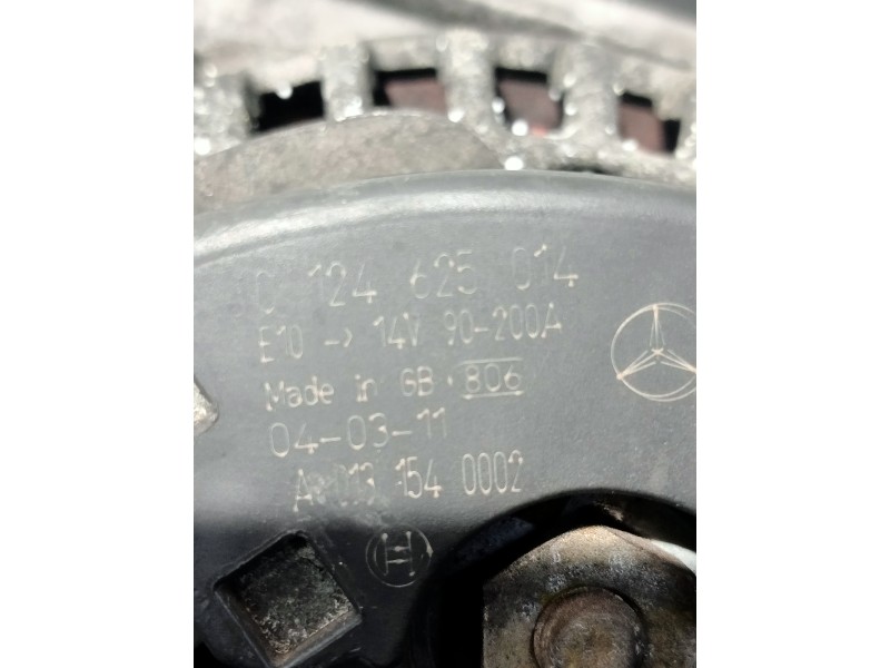 Recambio de alternador para mercedes clase c (w203) berlina 2.2 cdi cat referencia OEM IAM A0131540002 0124625014 