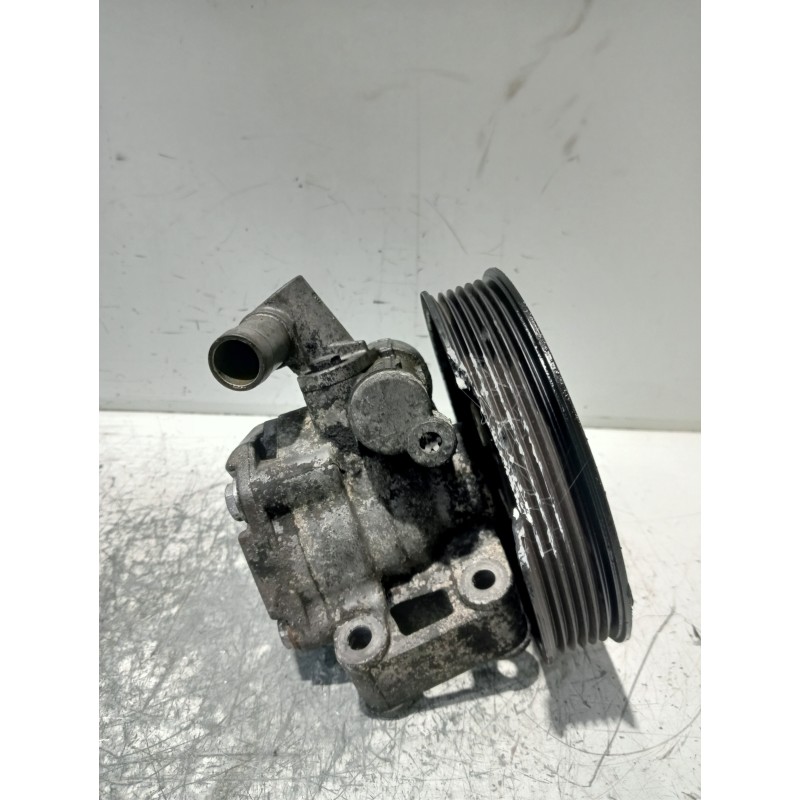 Recambio de bomba direccion para mercedes clase c (w203) berlina 2.2 cdi cat referencia OEM IAM A0044661301  
