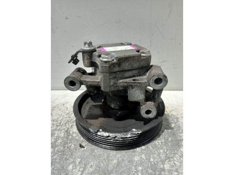 Recambio de bomba direccion para mercedes clase c (w203) berlina 2.2 cdi cat referencia OEM IAM A0044661301  