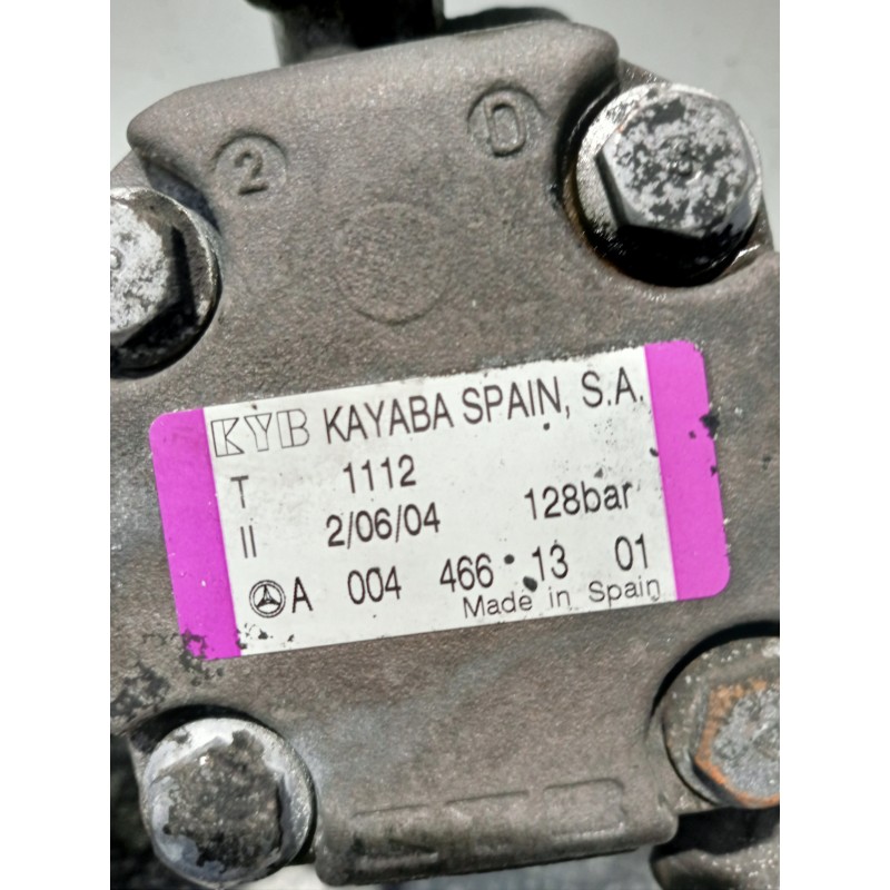 Recambio de bomba direccion para mercedes clase c (w203) berlina 2.2 cdi cat referencia OEM IAM A0044661301  