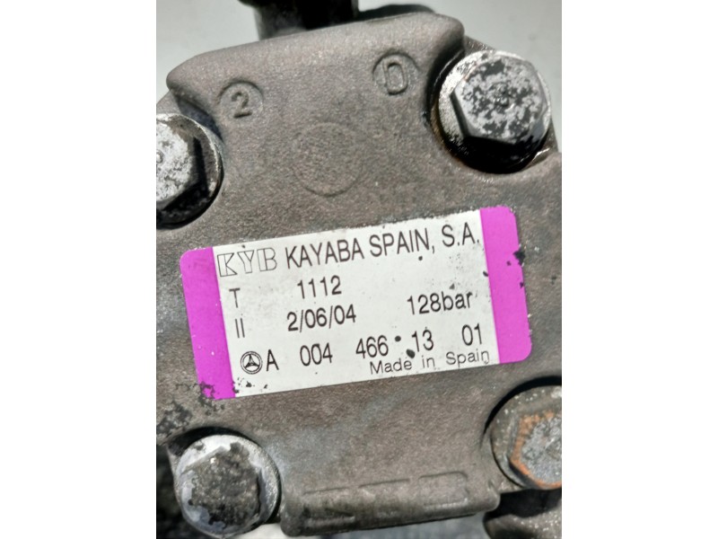 Recambio de bomba direccion para mercedes clase c (w203) berlina 2.2 cdi cat referencia OEM IAM A0044661301  