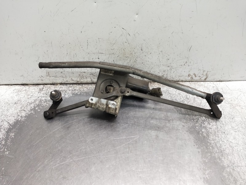 Recambio de motor limpia delantero para mercedes sprinter 02.00  caja cerrada referencia OEM IAM 0390241345  