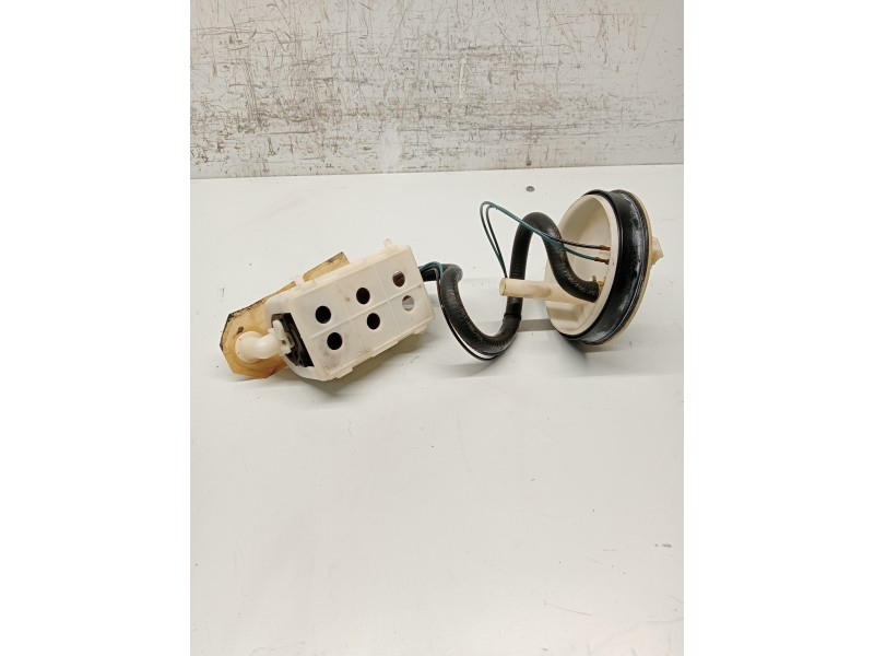 Recambio de bomba combustible para peugeot 306 berlina 3/5 puertas (s1) xt referencia OEM IAM 0580313057 9634051980 