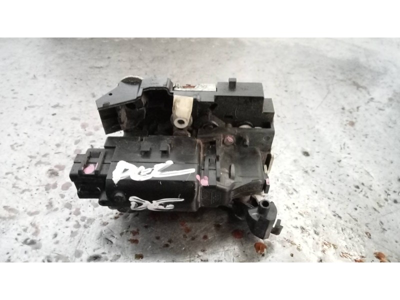 Recambio de motor cierre centralizado delantero derecho para dacia dokker ambiance referencia OEM IAM   