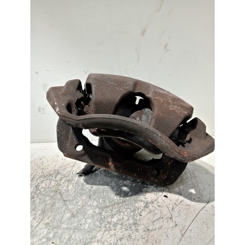 Recambio de pinza freno delantera izquierda para mercedes clase c (w203) berlina 2.2 cdi cat referencia OEM IAM 6849/E  