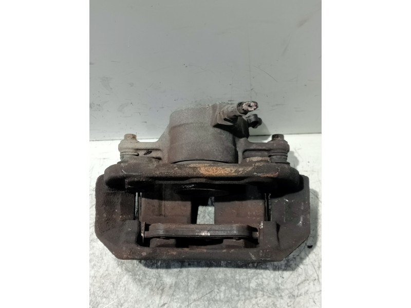 Recambio de pinza freno delantera izquierda para mercedes clase c (w203) berlina 2.2 cdi cat referencia OEM IAM 6849/E  