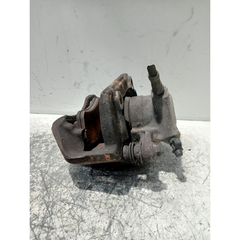Recambio de pinza freno delantera izquierda para mercedes clase c (w203) berlina 2.2 cdi cat referencia OEM IAM 6849/E  
