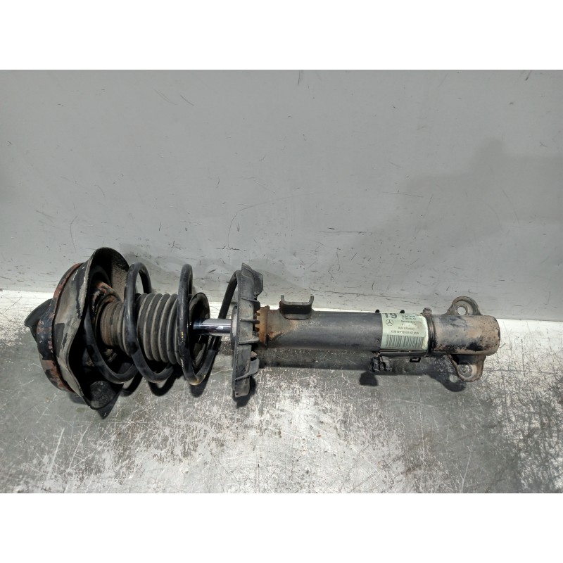 Recambio de amortiguador delantero para mercedes clase c (w203) berlina 2.2 cdi cat referencia OEM IAM A2033204130 824904553994 