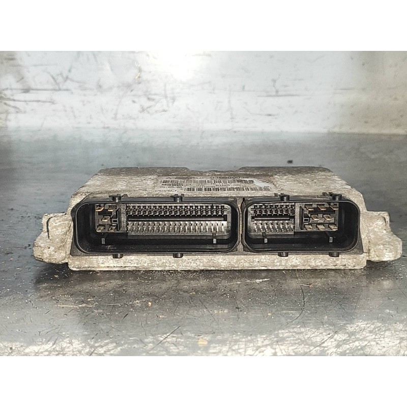 Recambio de centralita motor uce para volkswagen golf iv berlina (1j1) conceptline referencia OEM IAM IAW4MVF 6160054207 0369060