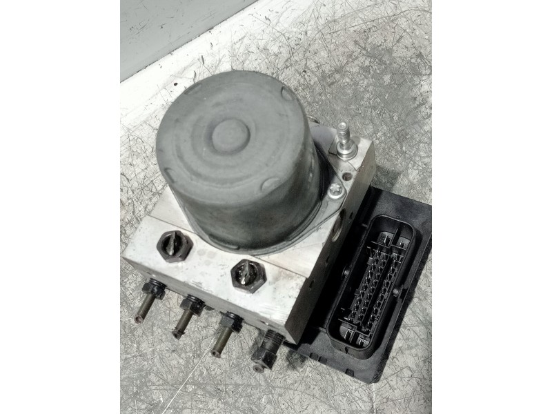 Recambio de abs para hyundai i20 referencia OEM IAM 0265950980 0265238004 589101J200