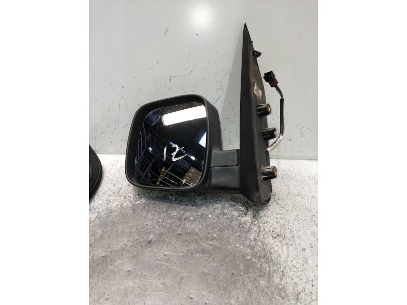Recambio de retrovisor izquierdo para peugeot bipper referencia OEM IAM   ELECTRICO