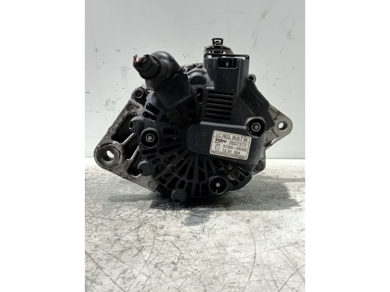 Recambio de alternador para hyundai i20 referencia OEM IAM 373002B300 2607372 