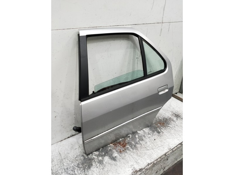 Recambio de puerta trasera izquierda para peugeot 306 break boulebard referencia OEM IAM   5P