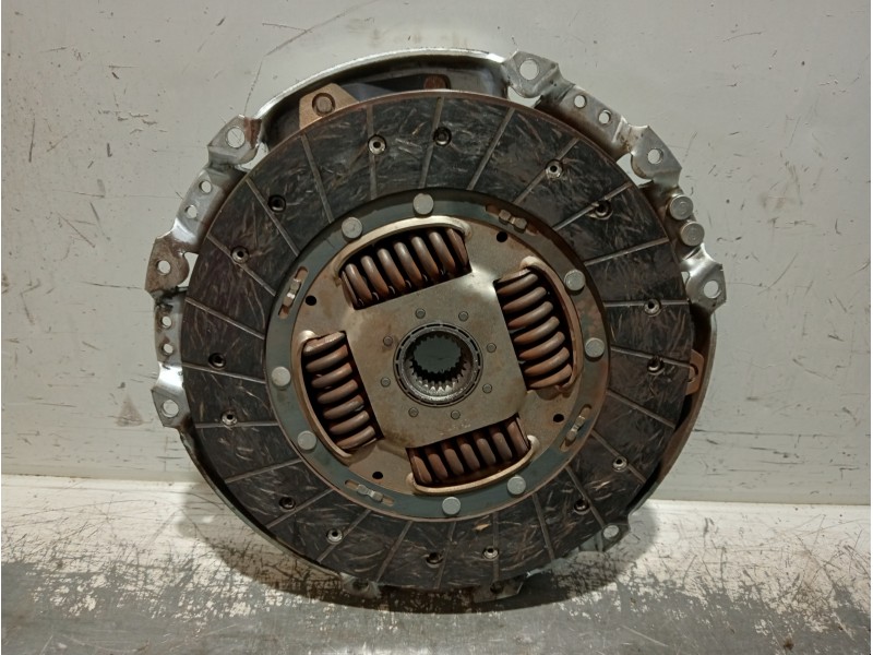 Recambio de kit embrague para seat alhambra (7v8) referencia OEM IAM   701293