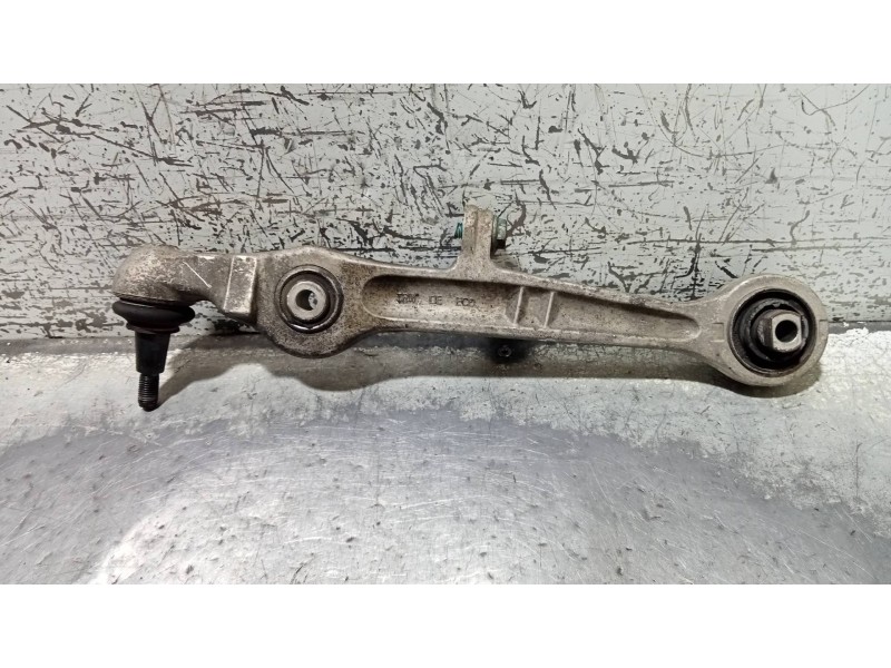 Recambio de brazo suspension inferior delantero derecho para audi a4 berlina (8e) 1.8 t referencia OEM IAM 830407155J  