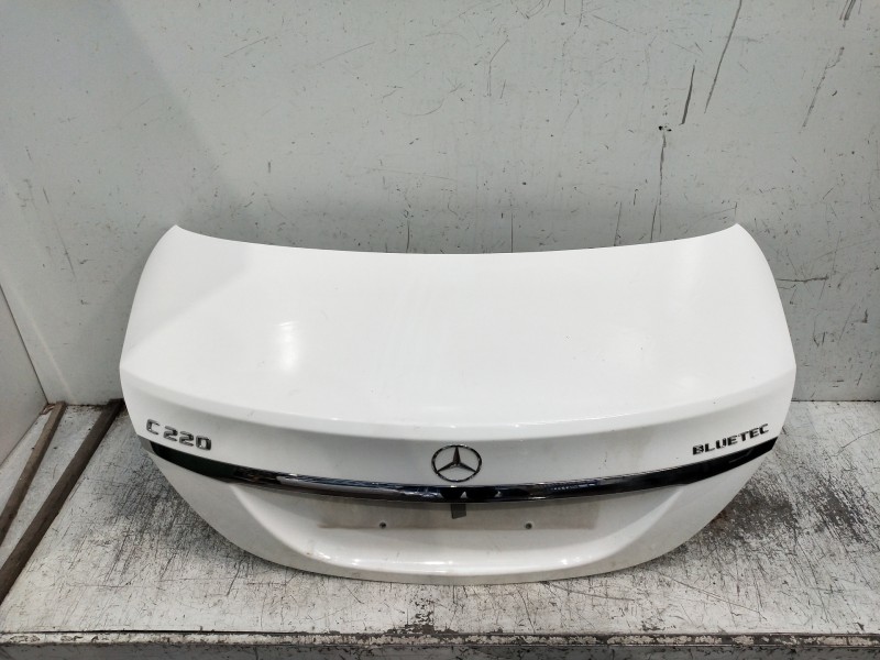 Recambio de tapa maletero para mercedes clase c (w205) lim. referencia OEM IAM   4P