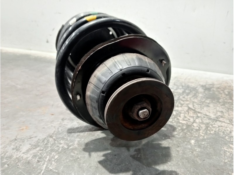 Recambio de amortiguador delantero derecho para hyundai i20 referencia OEM IAM 546604P000  