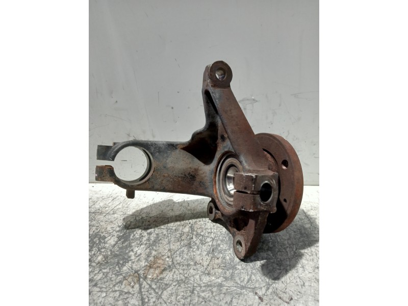 Recambio de mangueta delantera derecha para peugeot 206 berlina xn referencia OEM IAM   