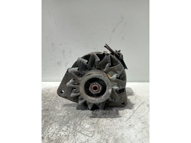 Recambio de alternador para ford sierra berlina referencia OEM IAM 0120488149  