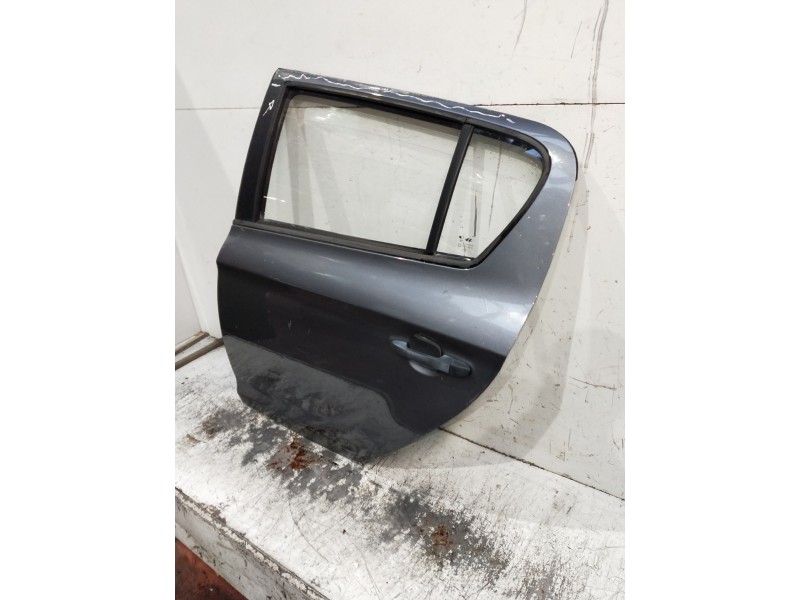 Recambio de puerta trasera izquierda para hyundai i20 referencia OEM IAM   5P