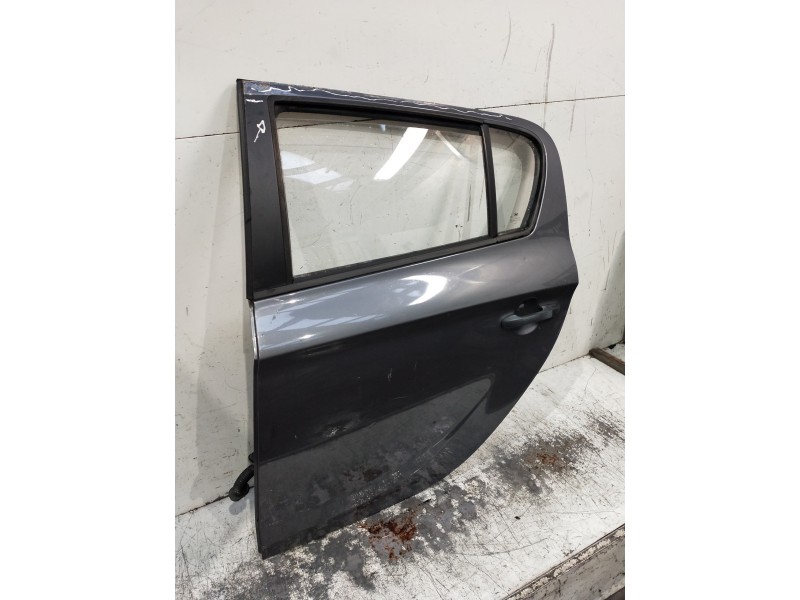 Recambio de puerta trasera izquierda para hyundai i20 referencia OEM IAM   5P