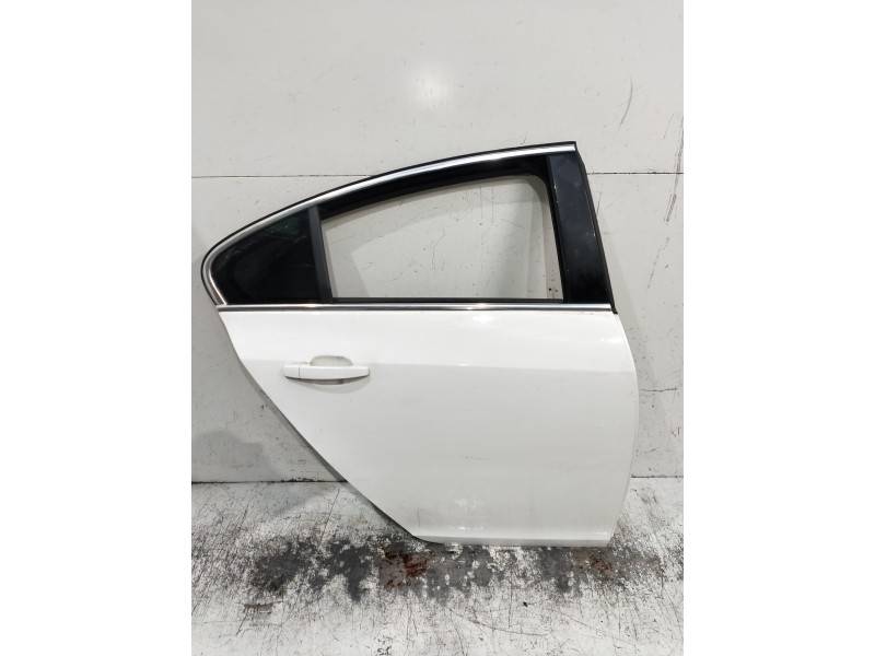 Recambio de puerta trasera derecha para opel insignia berlina 2.0 16v cdti referencia OEM IAM   4P