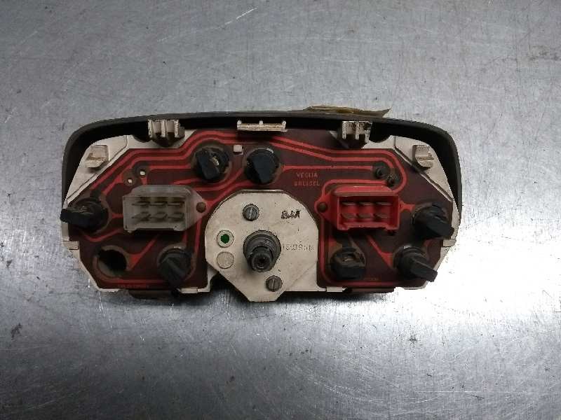 Recambio de cuadro instrumentos para seat 850 0.8 referencia OEM IAM    Recambio de cuadro instrumentos para seat 850 0.8 referencia OEM IAM