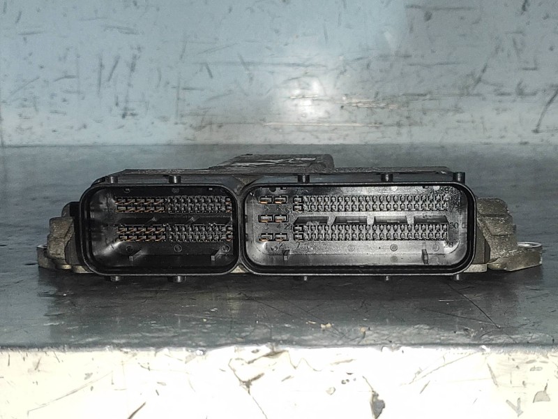 Recambio de centralita motor uce para opel corsa c blue line referencia OEM IAM FGP55196352 MJD6JOCA 7160004905 ZJ