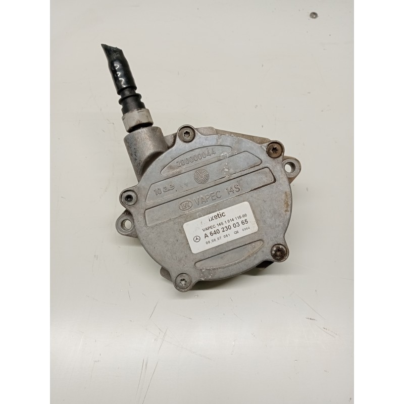 Recambio de depresor freno / bomba vacio para mercedes clase a (w169) a 180 cdi (169.007) referencia OEM IAM A6402300365 2000000