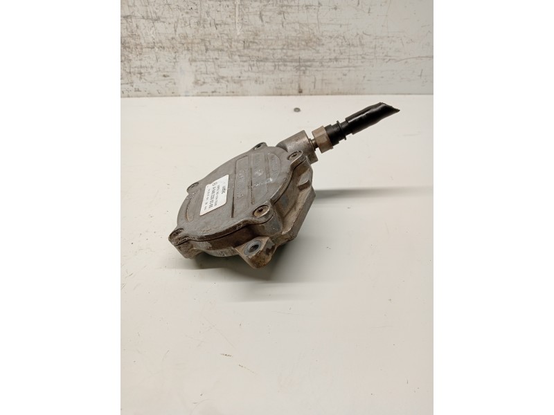 Recambio de depresor freno / bomba vacio para mercedes clase a (w169) a 180 cdi (169.007) referencia OEM IAM A6402300365 2000000