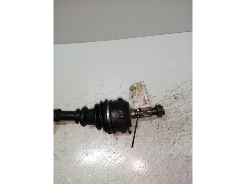 Recambio de transmision delantera izquierda para peugeot 106 (s1) referencia OEM IAM   PLANA