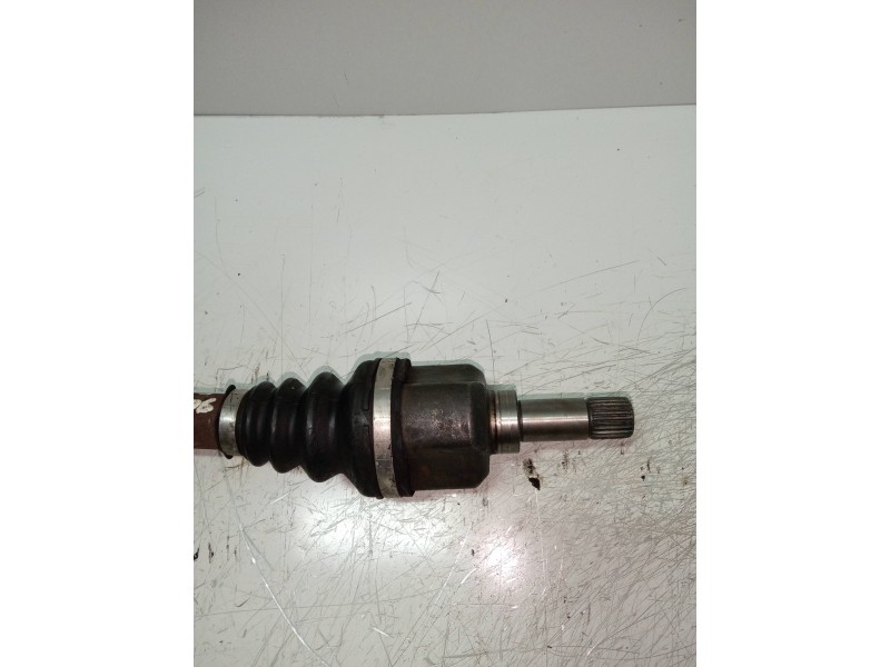 Recambio de transmision delantera izquierda para peugeot 207 1.6 16v hdi fap referencia OEM IAM   