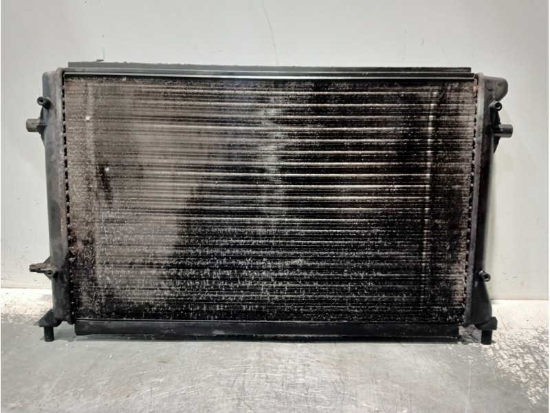 Recambio de radiador agua para seat leon (1p1) referencia OEM IAM 1K0121251P  