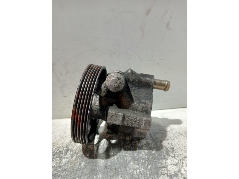 Recambio de bomba direccion para nissan primastar (x83) avantour 7 asientos distancia entre ejes corta 2,84t referencia OEM IAM 