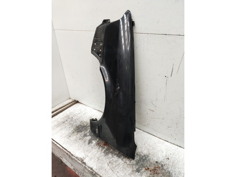 Recambio de aleta delantera izquierda para audi coupe (8b3) referencia OEM IAM   