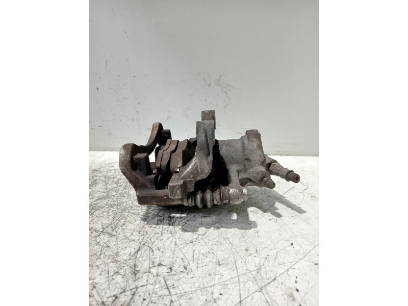 Recambio de pinza freno delantera derecha para citroen c3 referencia OEM IAM 8312/3  