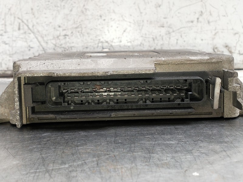 Recambio de centralita motor uce para peugeot 306 berlina 3/5 puertas (s1) xt referencia OEM IAM 96245382580 16238134 
