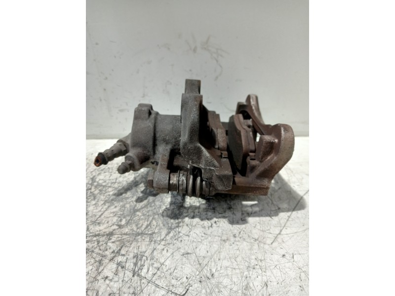 Recambio de pinza freno delantera izquierda para citroen c3 referencia OEM IAM 8311/3  