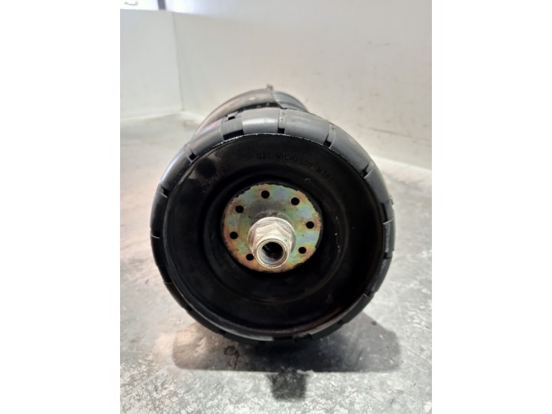 Recambio de amortiguador delantero izquierdo para nissan primastar (x83) avantour 7 asientos distancia entre ejes corta 2,84t re