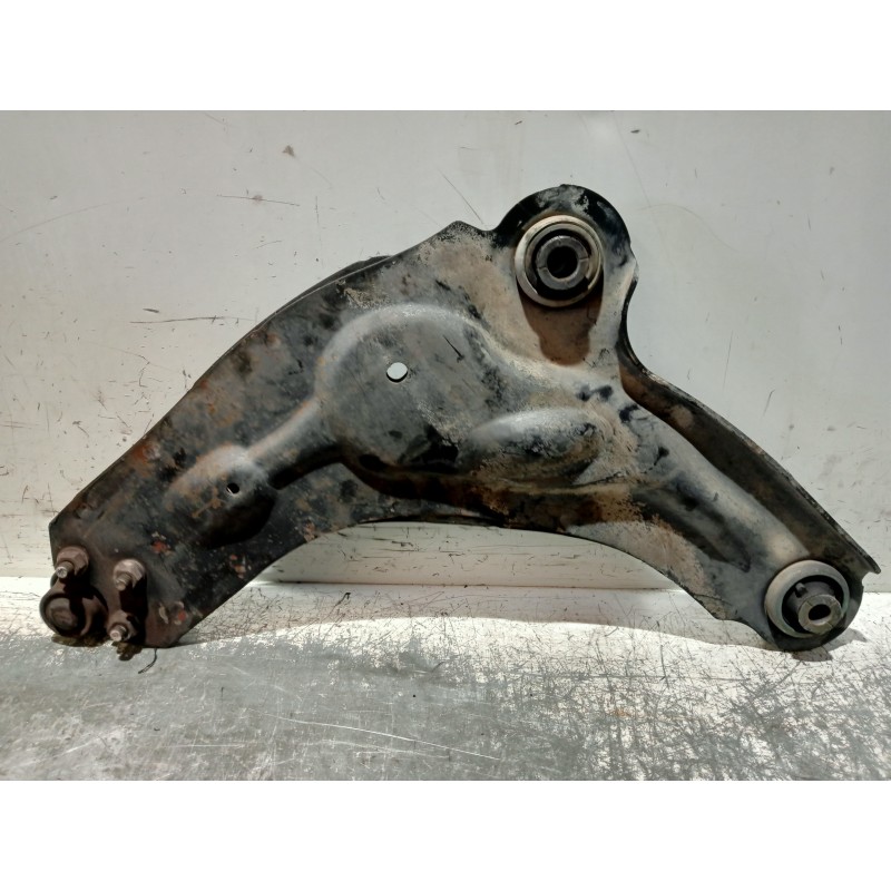 Recambio de brazo suspension inferior delantero derecho para nissan primastar (x83) avantour 7 asientos distancia entre ejes cor