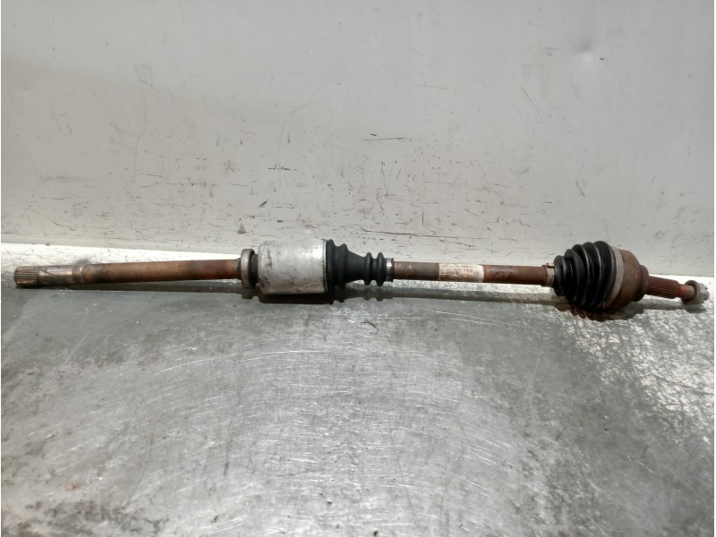 Recambio de transmision delantera derecha para nissan primastar (x83) avantour 7 asientos distancia entre ejes corta 2,84t refer