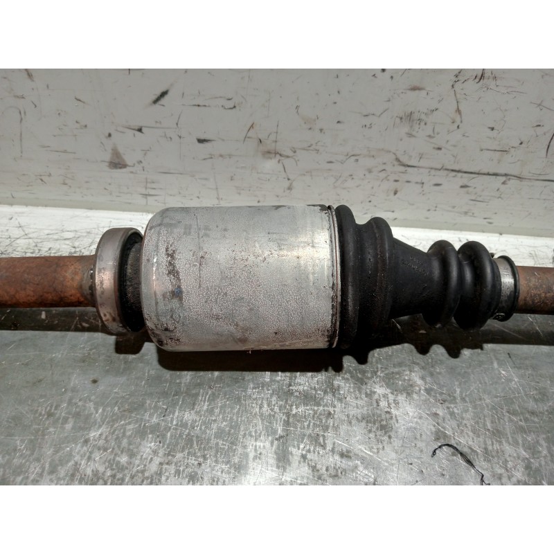 Recambio de transmision delantera derecha para nissan primastar (x83) avantour 7 asientos distancia entre ejes corta 2,84t refer