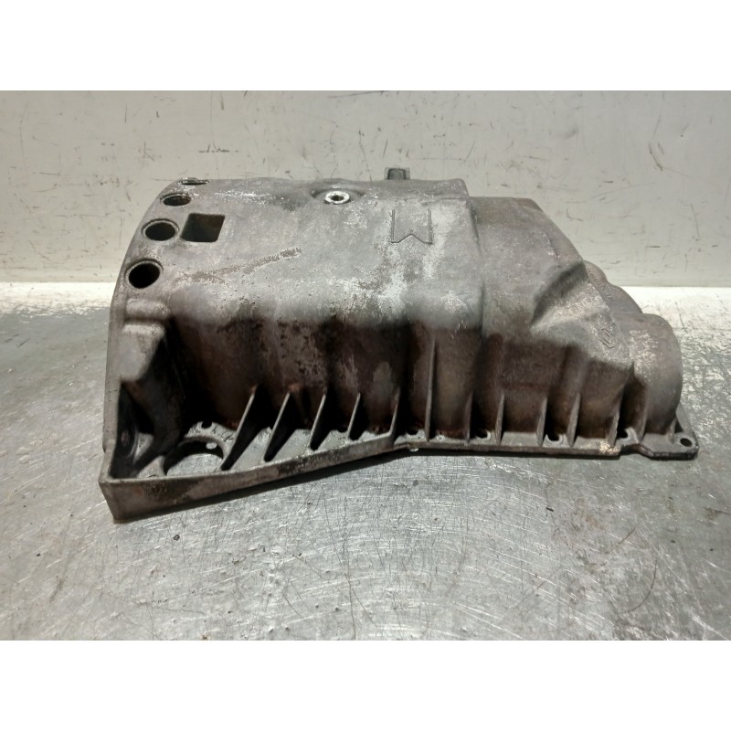 Recambio de carter para nissan primastar (x83) avantour 7 asientos distancia entre ejes corta 2,84t referencia OEM IAM 820006613