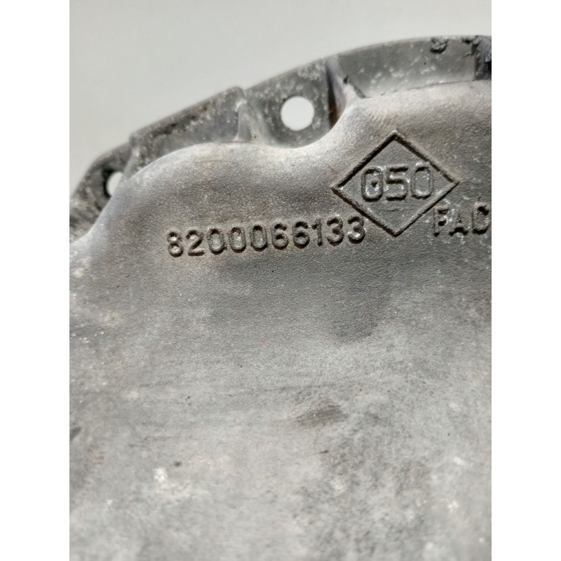 Recambio de carter para nissan primastar (x83) avantour 7 asientos distancia entre ejes corta 2,84t referencia OEM IAM 820006613