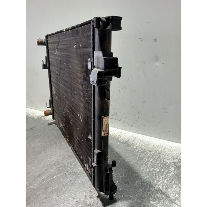 Recambio de radiador agua para nissan primastar (x83) avantour 7 asientos distancia entre ejes corta 2,84t referencia OEM IAM 82