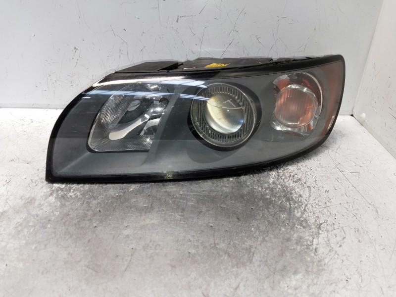 Recambio de faro izquierdo para volvo v50 familiar 1.8 kinetic referencia OEM IAM 30698885 0301196203 